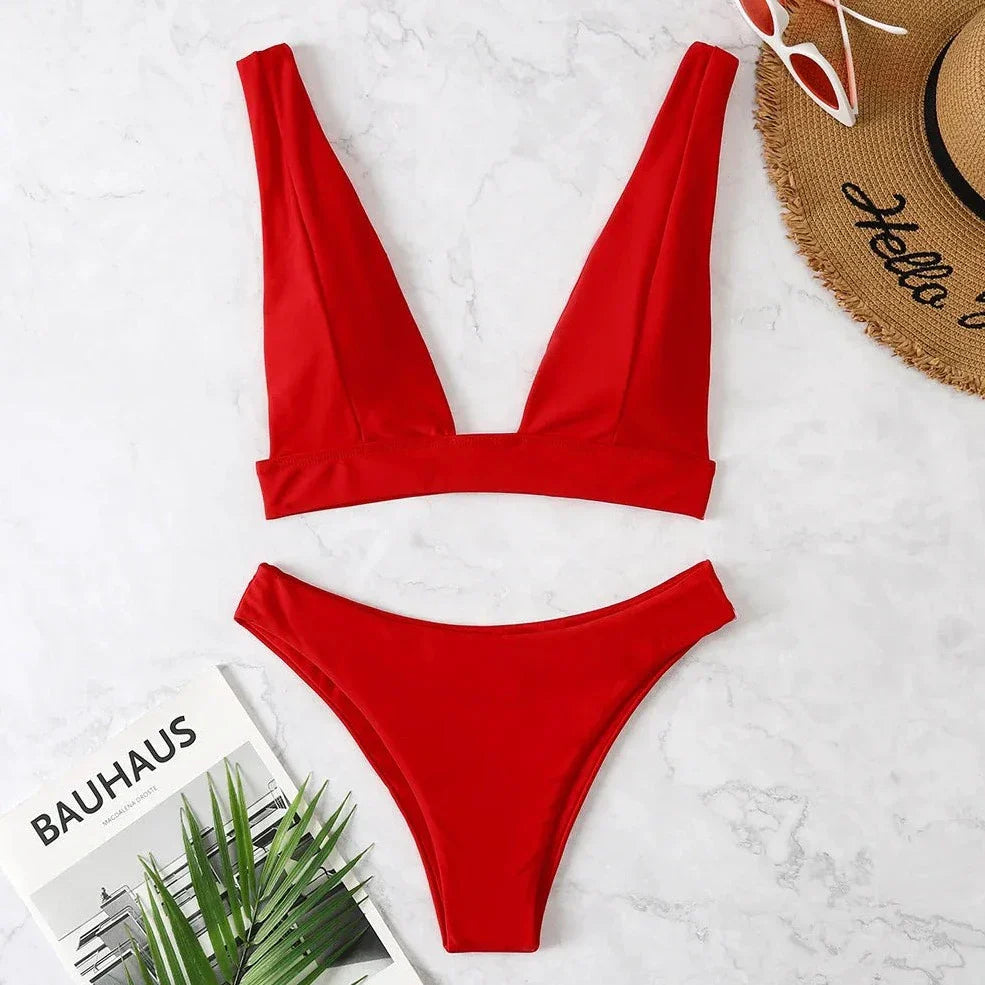 Maillot de bain plongeant 2 pièces de couleur unie