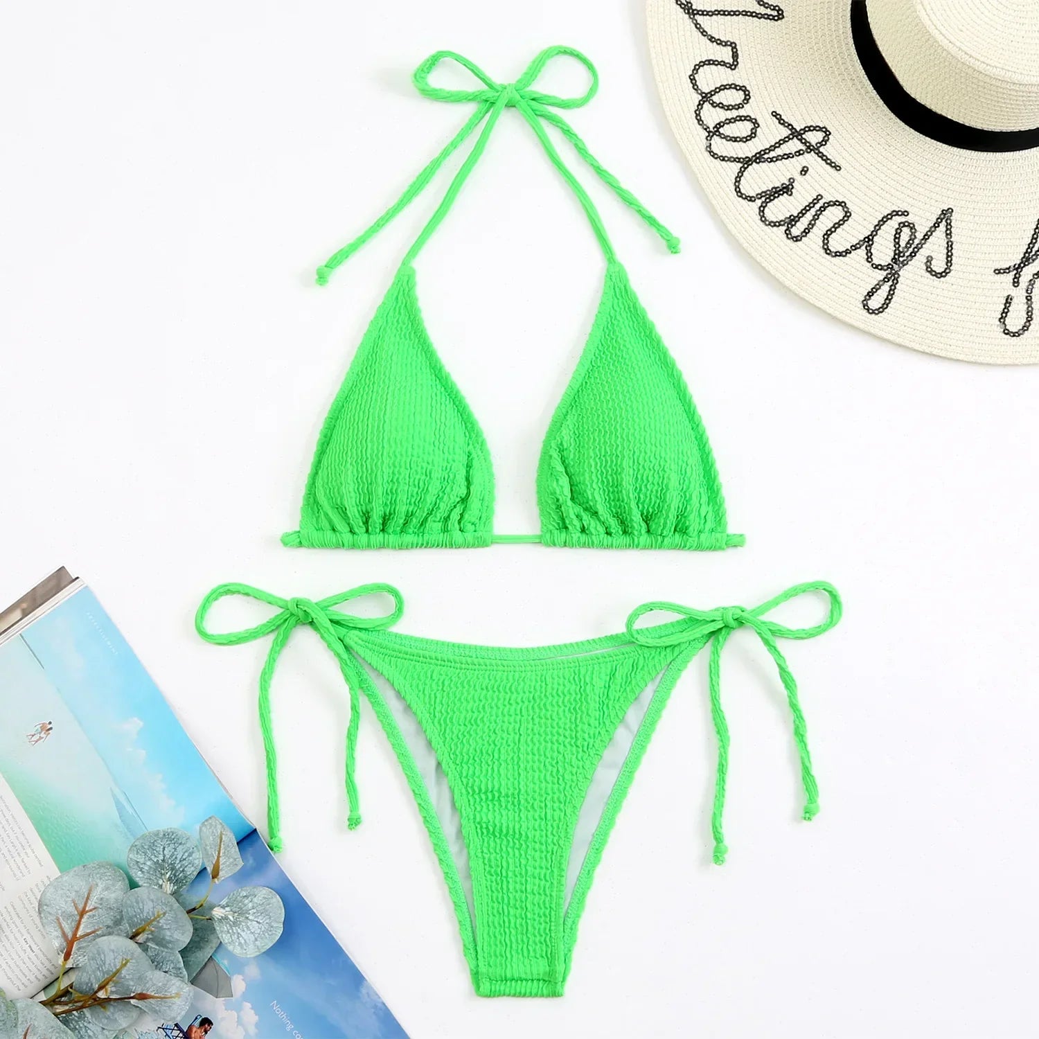 Ensemble bikini triangle coloré à lacets