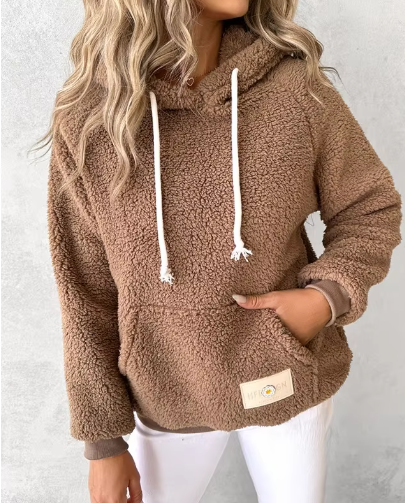 Pull à capuche en peluche Zana