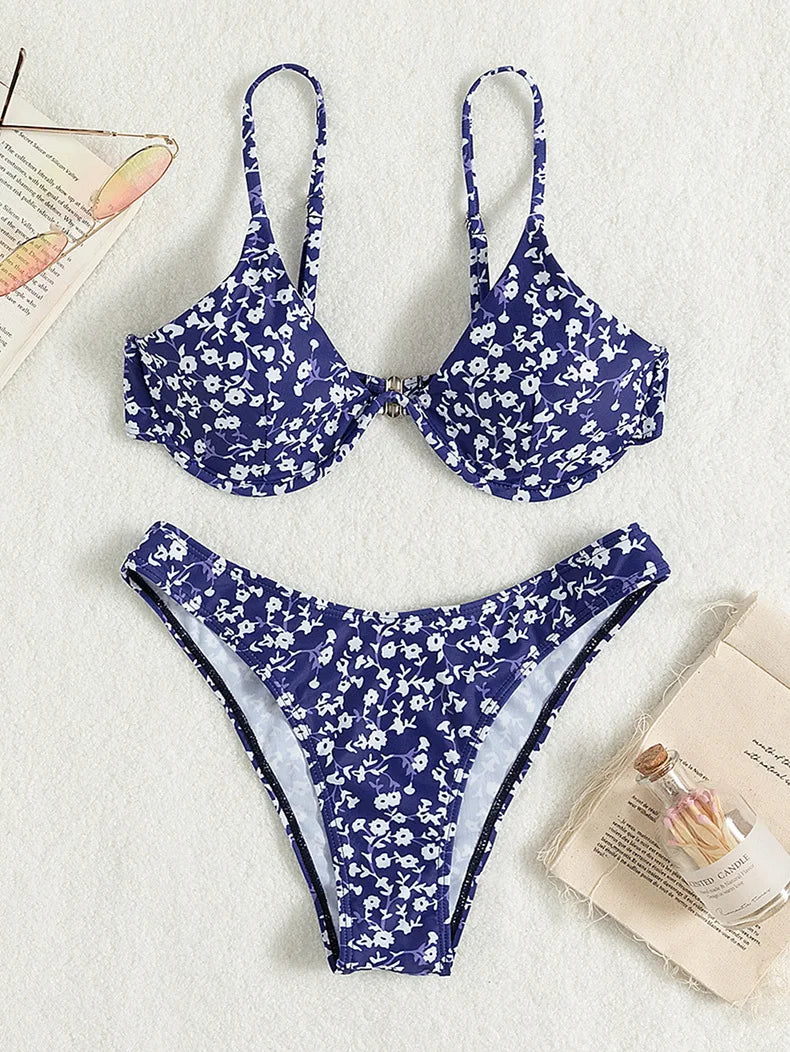 Bikini Gorm Cabhlach Floral